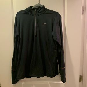 Nike pullover 1/2 zip